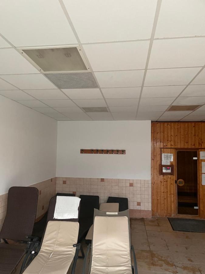 Franci Wellness Apartman 佐洛卡罗斯 外观 照片