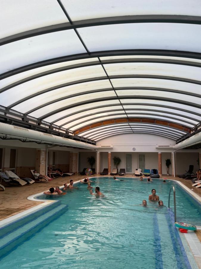 Franci Wellness Apartman 佐洛卡罗斯 外观 照片